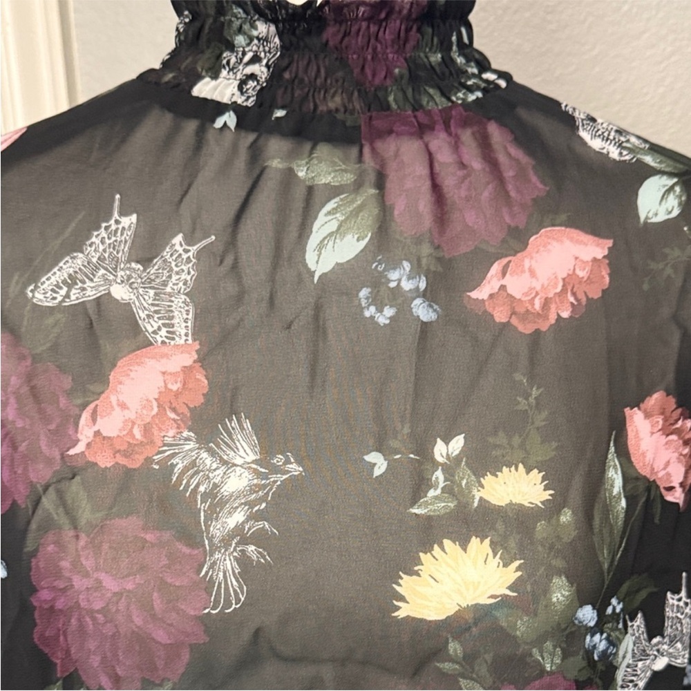 Torrid floral skulls sheer long sleeve - Picture 3 of 7